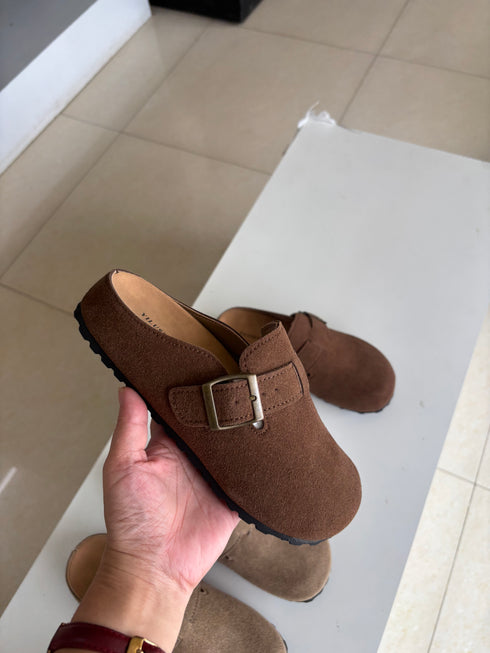 Single Belt Slid On Clogs